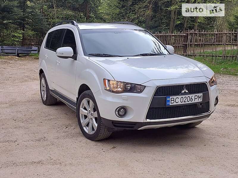 2011 mitsubishi outlander