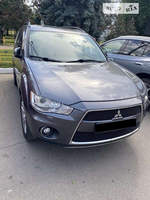 2011 mitsubishi outlander