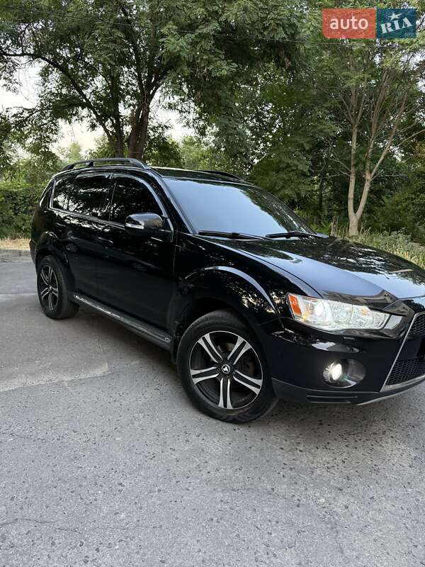 2011 mitsubishi outlander