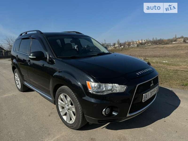 2010 mitsubishi outlander