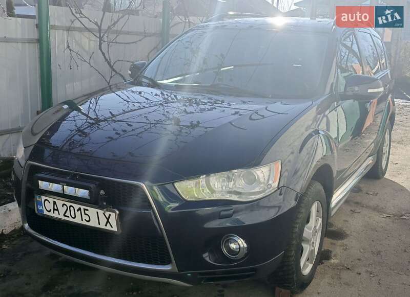 2012 mitsubishi outlander
