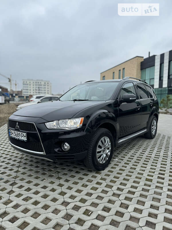 2012 mitsubishi outlander