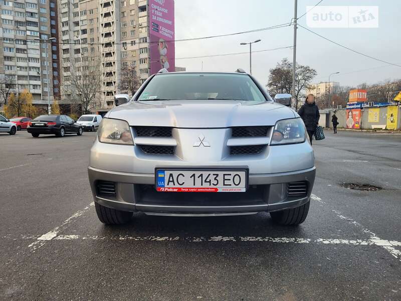 2004 mitsubishi outlander