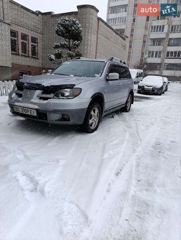 2003 mitsubishi outlander