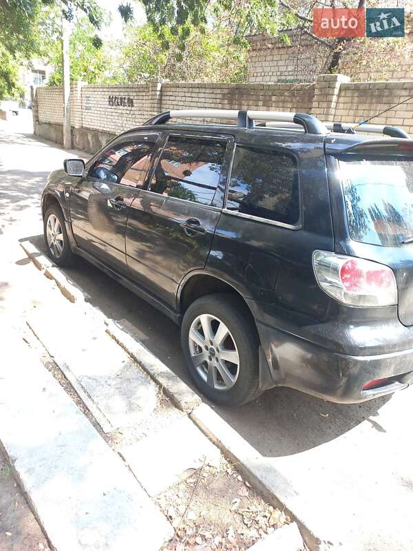 2004 mitsubishi outlander