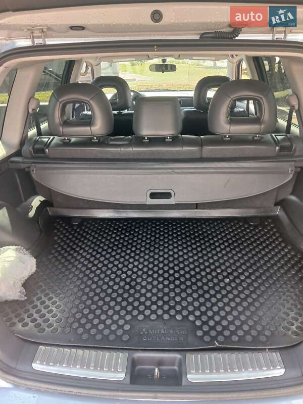 2004 mitsubishi outlander