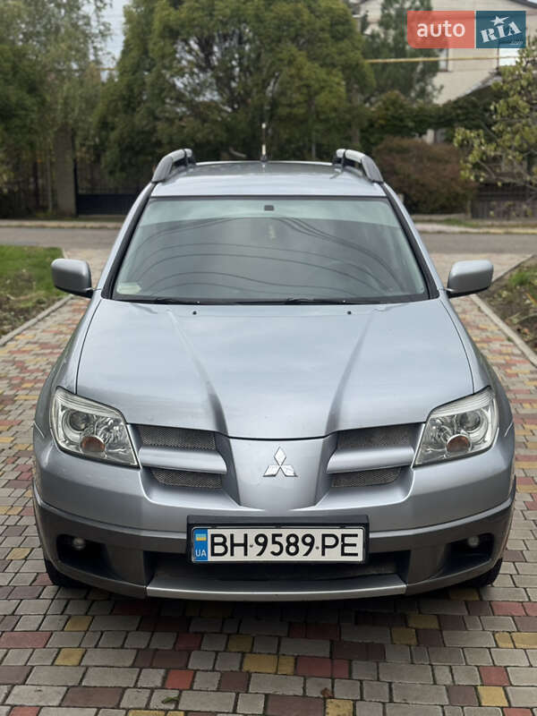 2003 mitsubishi outlander