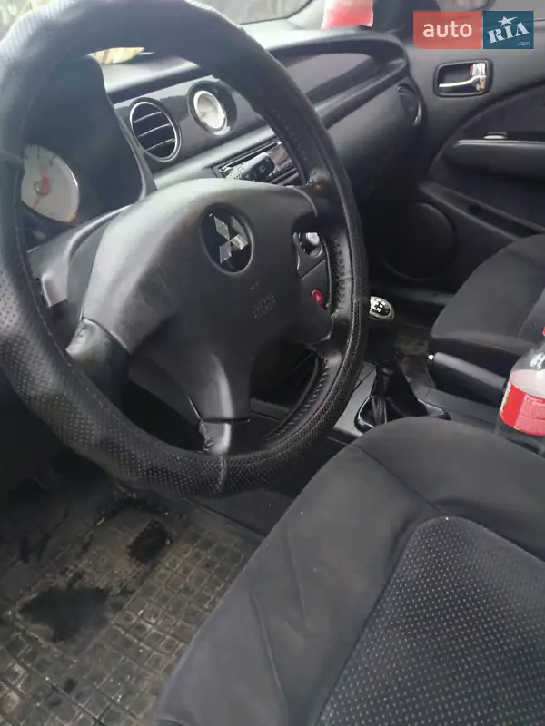 2004 mitsubishi outlander