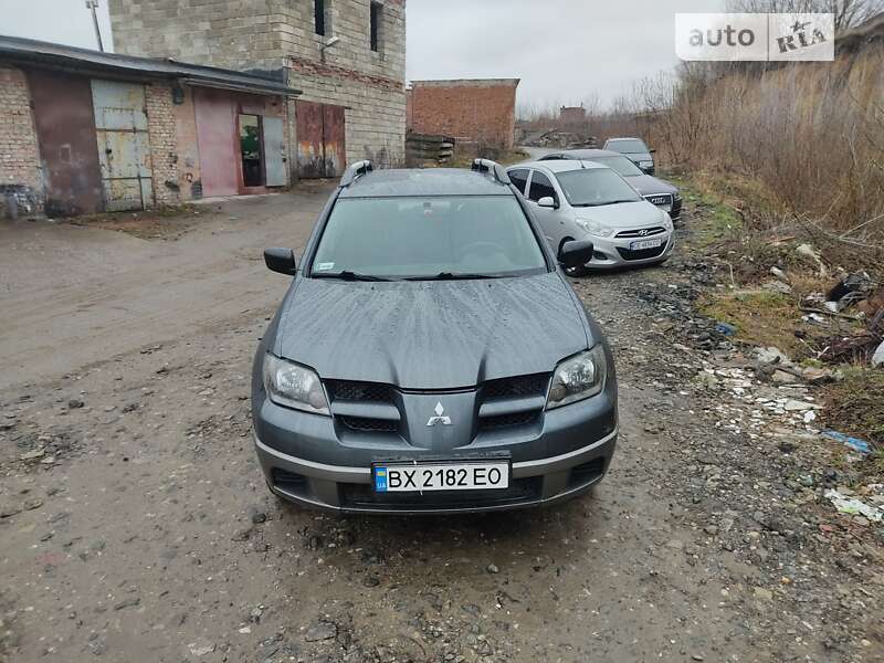 2004 mitsubishi outlander