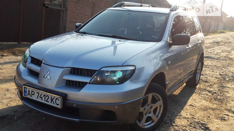 2005 mitsubishi outlander