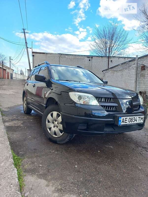 2005 mitsubishi outlander