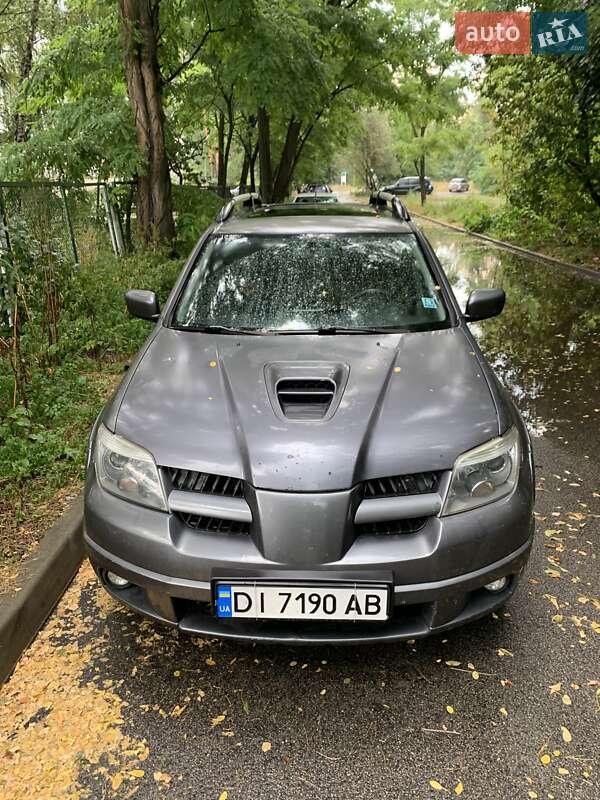 2005 mitsubishi outlander