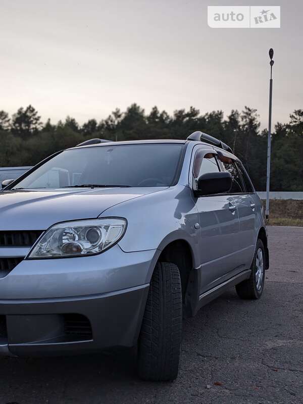 2008 mitsubishi outlander