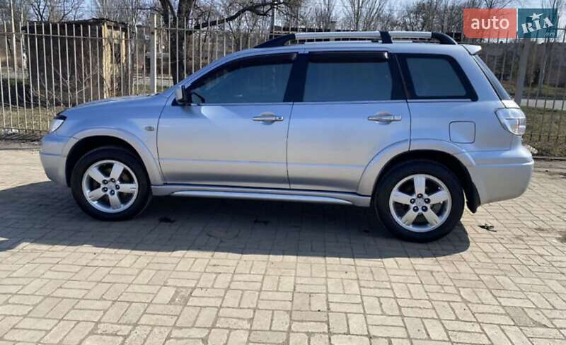 2008 mitsubishi outlander