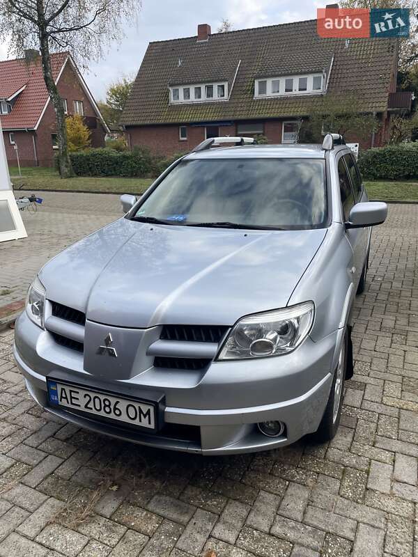 2008 mitsubishi outlander