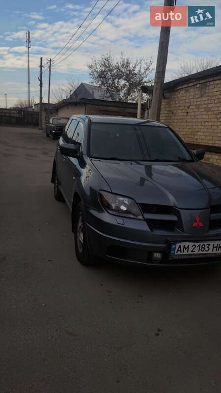 2004 mitsubishi outlander