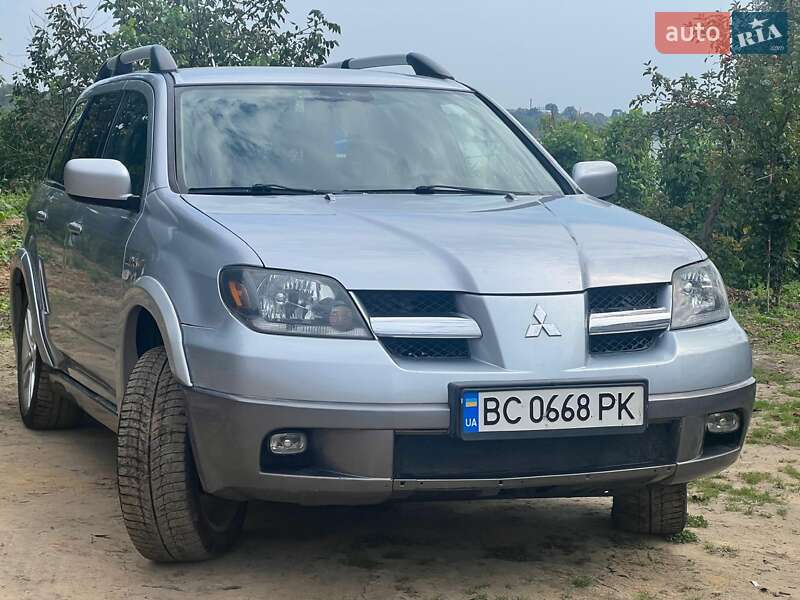 2004 mitsubishi outlander