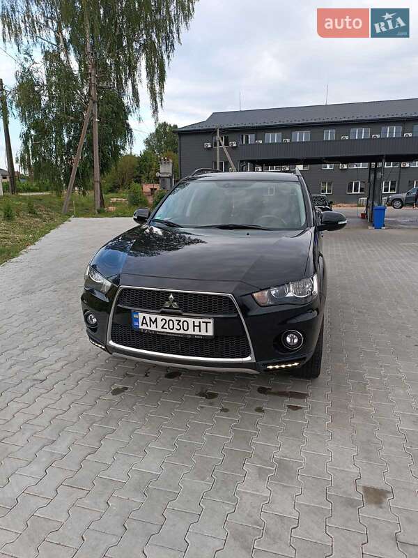 2010 mitsubishi outlander