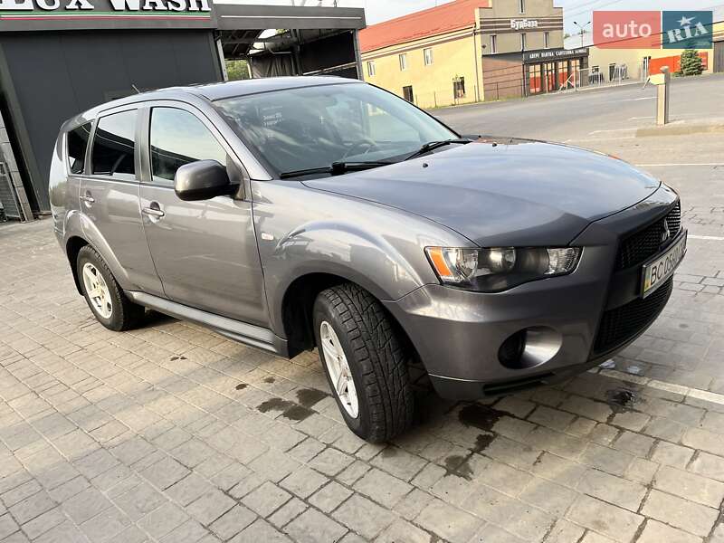 2012 mitsubishi outlander