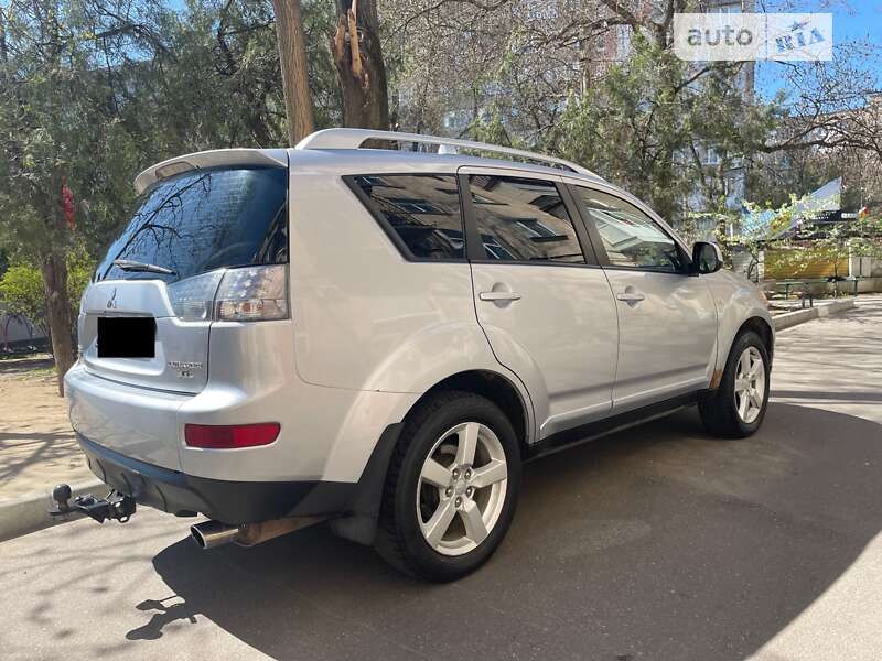 2008 mitsubishi outlander