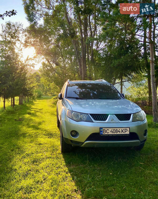 2008 mitsubishi outlander