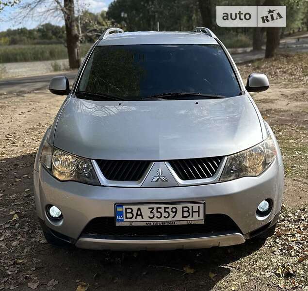 2008 mitsubishi outlander