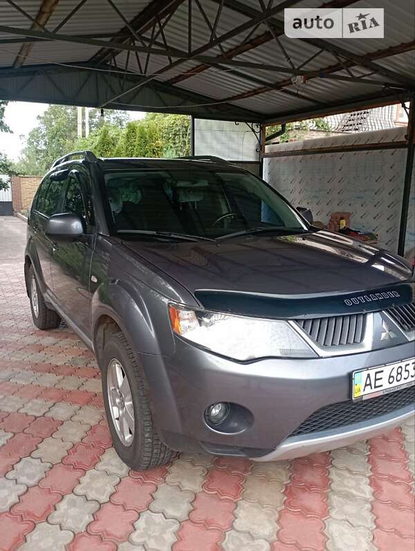 2008 mitsubishi outlander