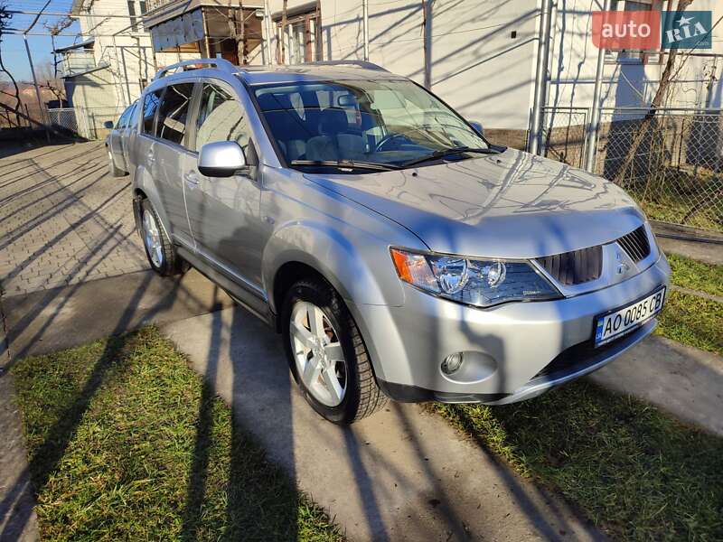 2008 mitsubishi outlander