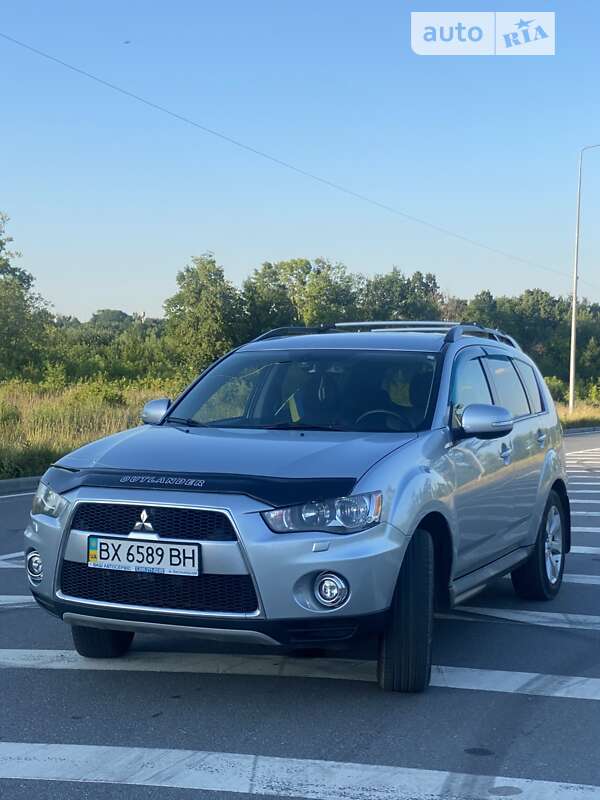 2012 mitsubishi outlander