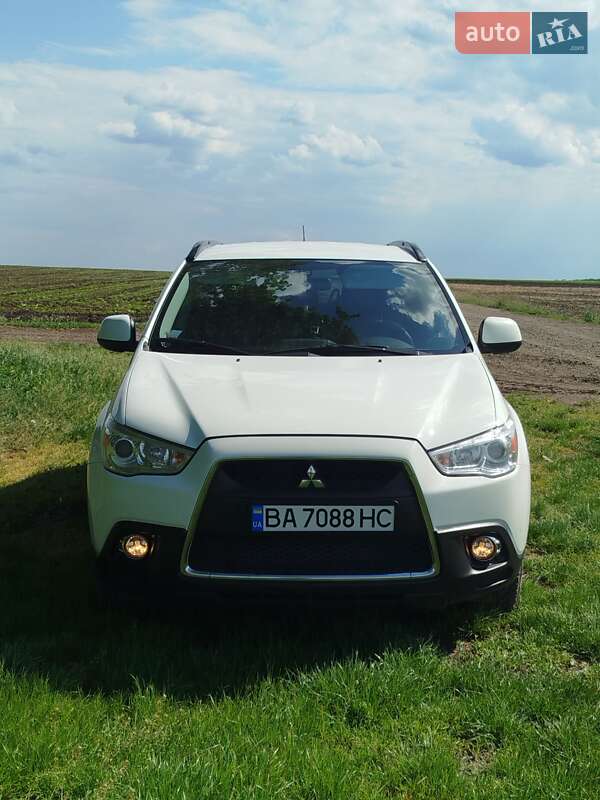2011 mitsubishi asx