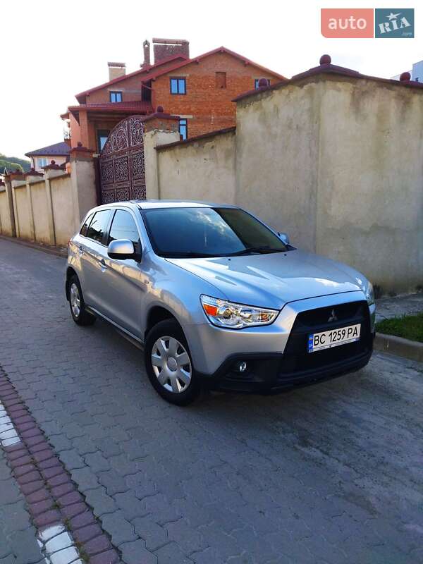 2011 mitsubishi asx