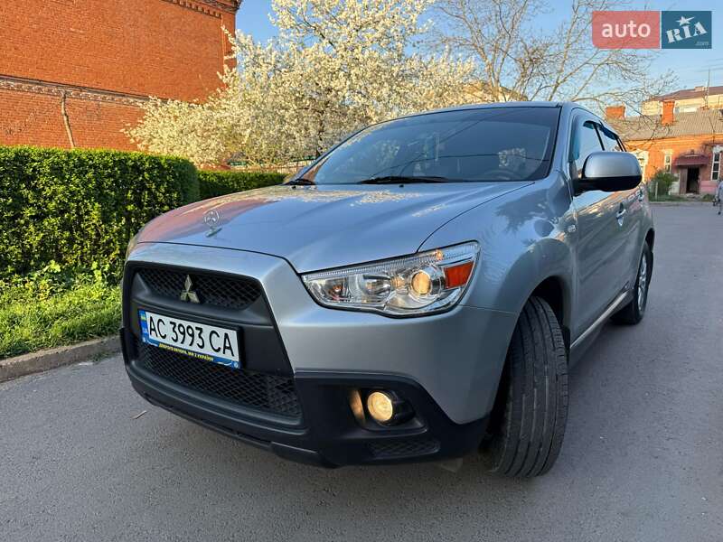 2011 mitsubishi asx