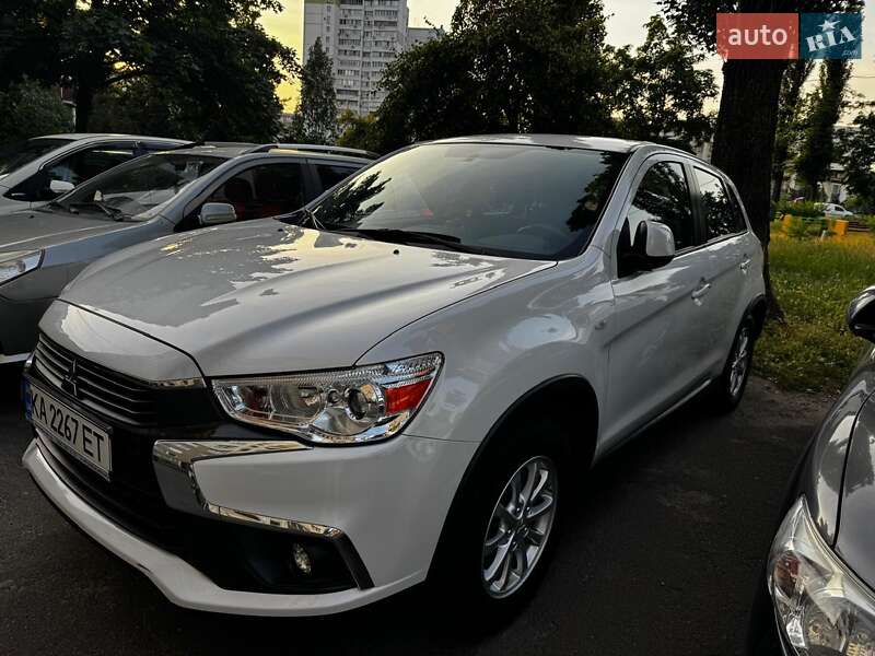 2017 mitsubishi asx