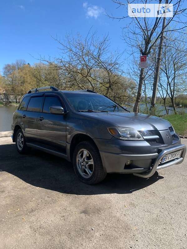 2004 mitsubishi outlander