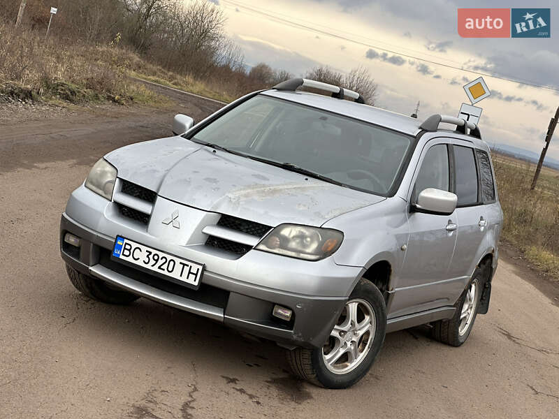 2004 mitsubishi outlander