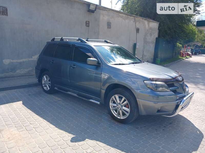 2004 mitsubishi outlander