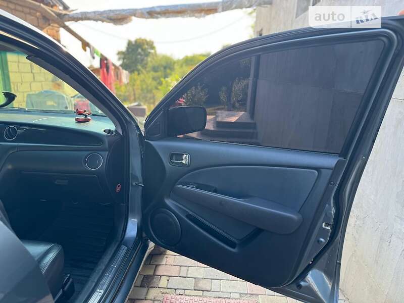 2004 mitsubishi outlander