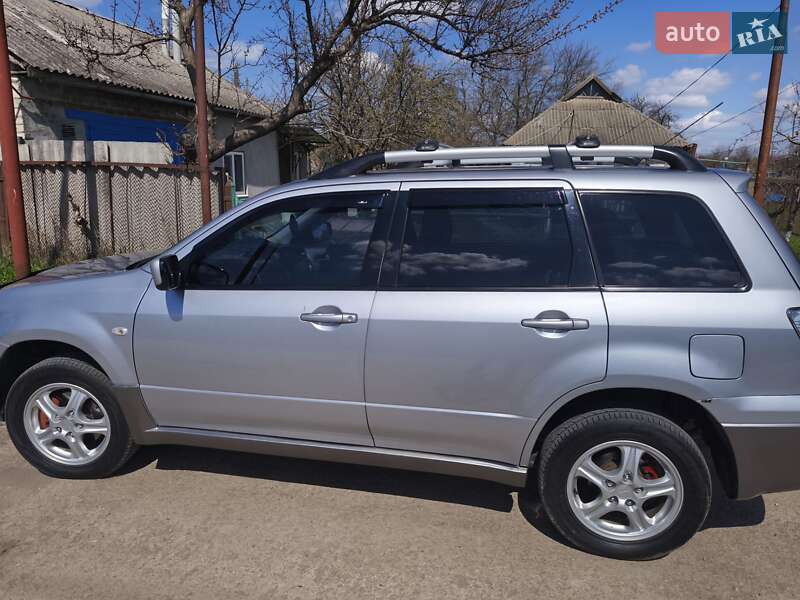2003 mitsubishi outlander