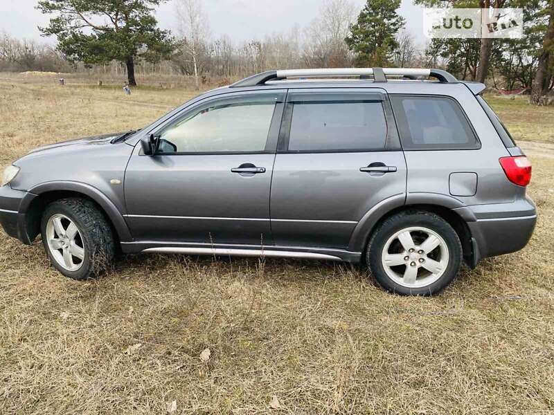 2005 mitsubishi outlander