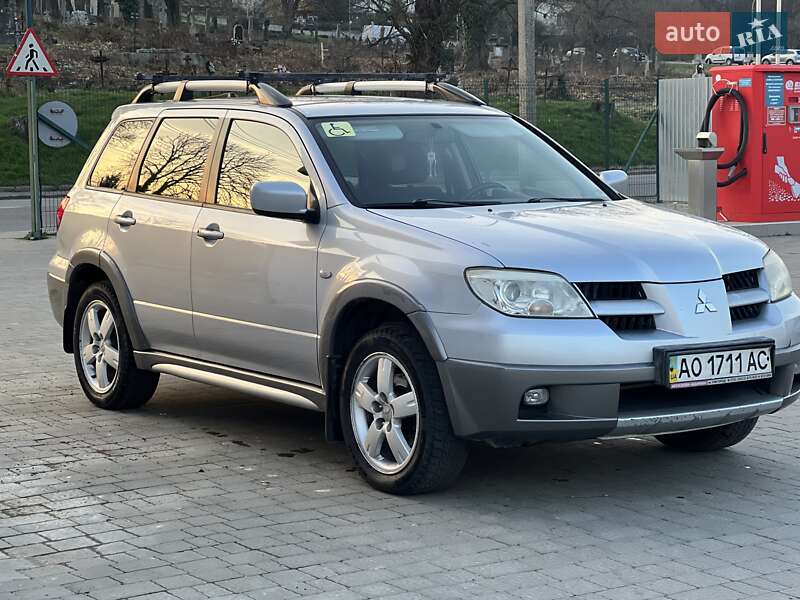 2005 mitsubishi outlander