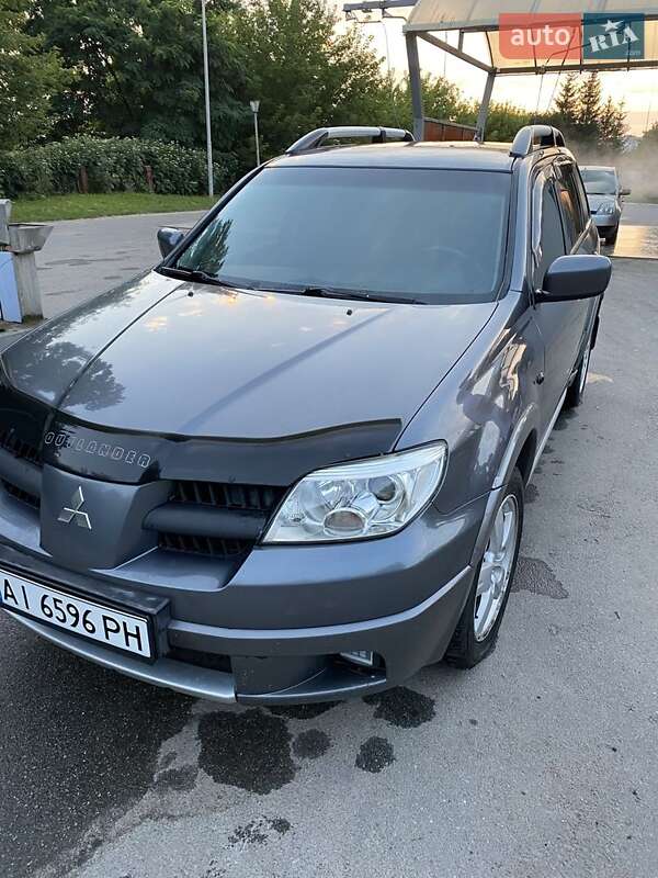 2005 mitsubishi outlander