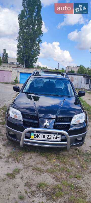 2005 mitsubishi outlander