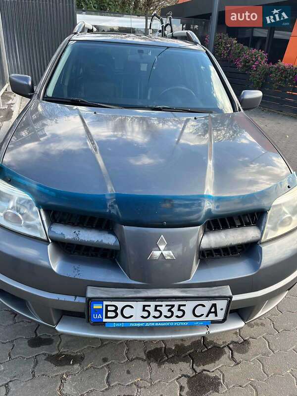 2005 mitsubishi outlander