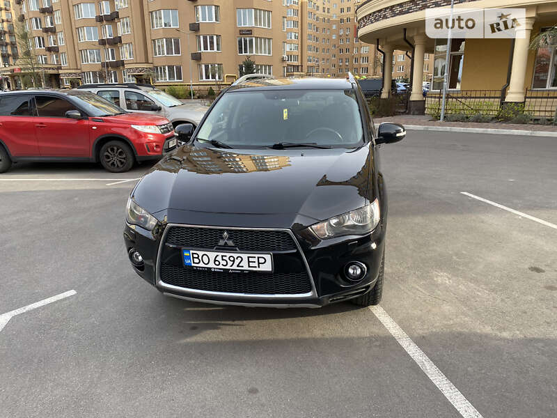 2010 mitsubishi outlander