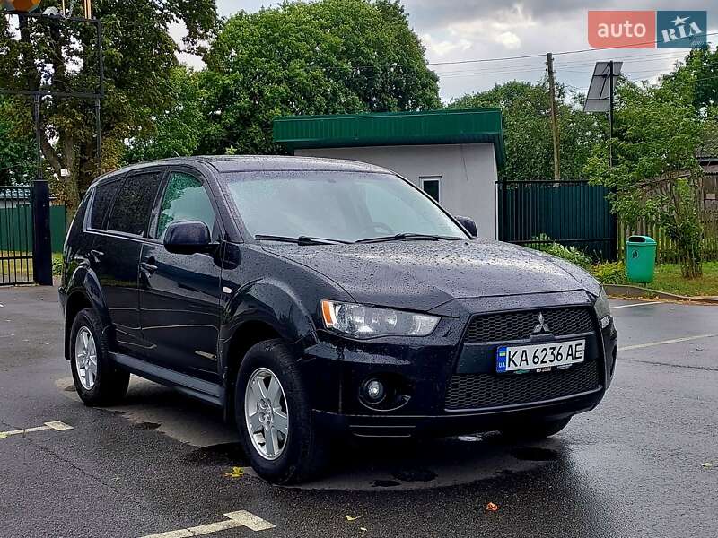 2010 mitsubishi outlander