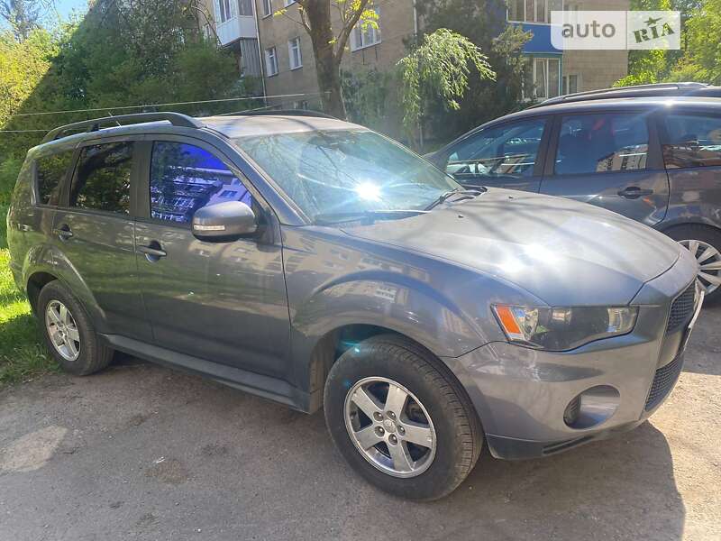2011 mitsubishi outlander