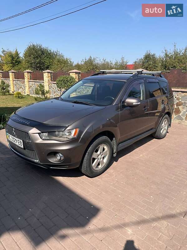 2011 mitsubishi outlander