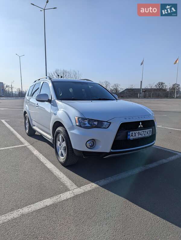 2011 mitsubishi outlander