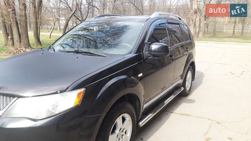 2008 mitsubishi outlander