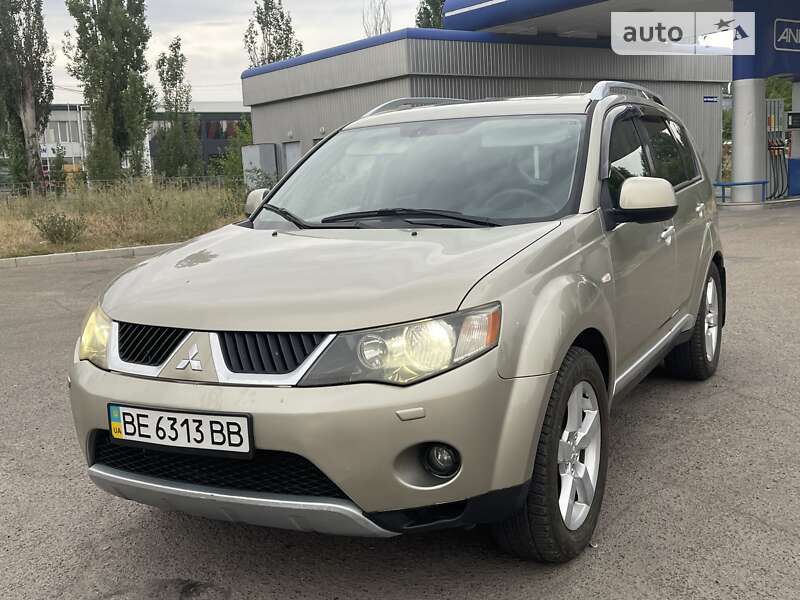 2008 mitsubishi outlander